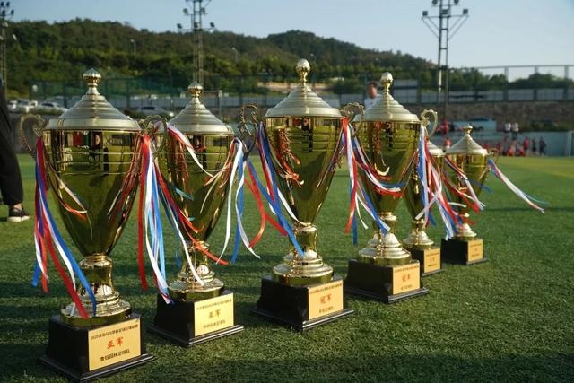 英超夺冠赔率：曼城5连败跌至第3 利物浦领跑